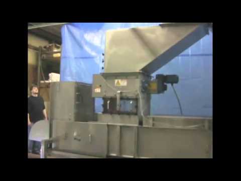 Xtractor Depackaging Bottles and Compacting